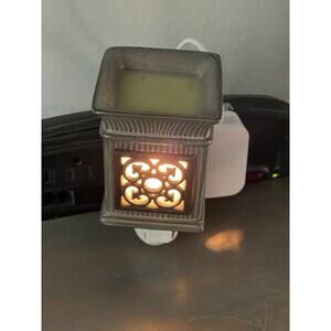 Scentsy "Jane" Plug-In Wax Melt Warmer, Retired, Mini